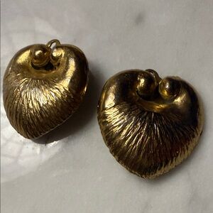 Rochas Gold Heart-Shaped Earrings